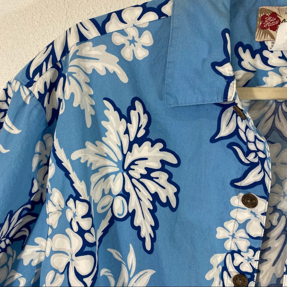 Vintage Hilo Hattie Hawaiian Shirt - Picture 6 of 8